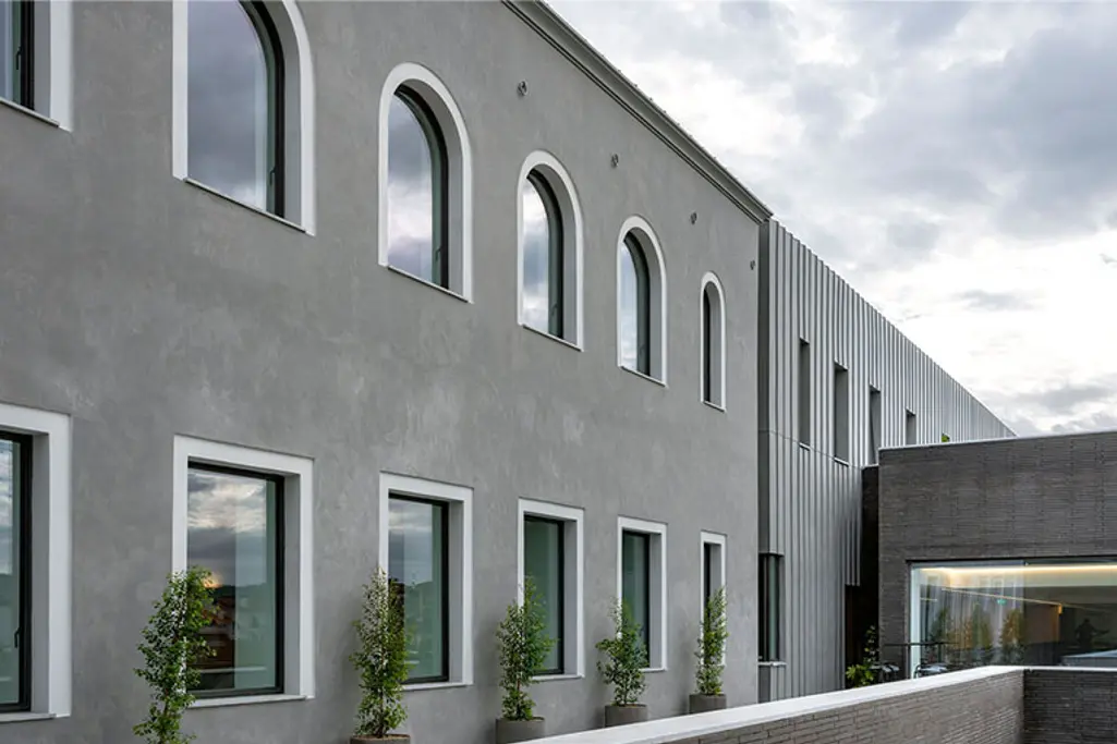 StoTherm Classic, StoSignature: Stolit R6 + MP+ Metallic